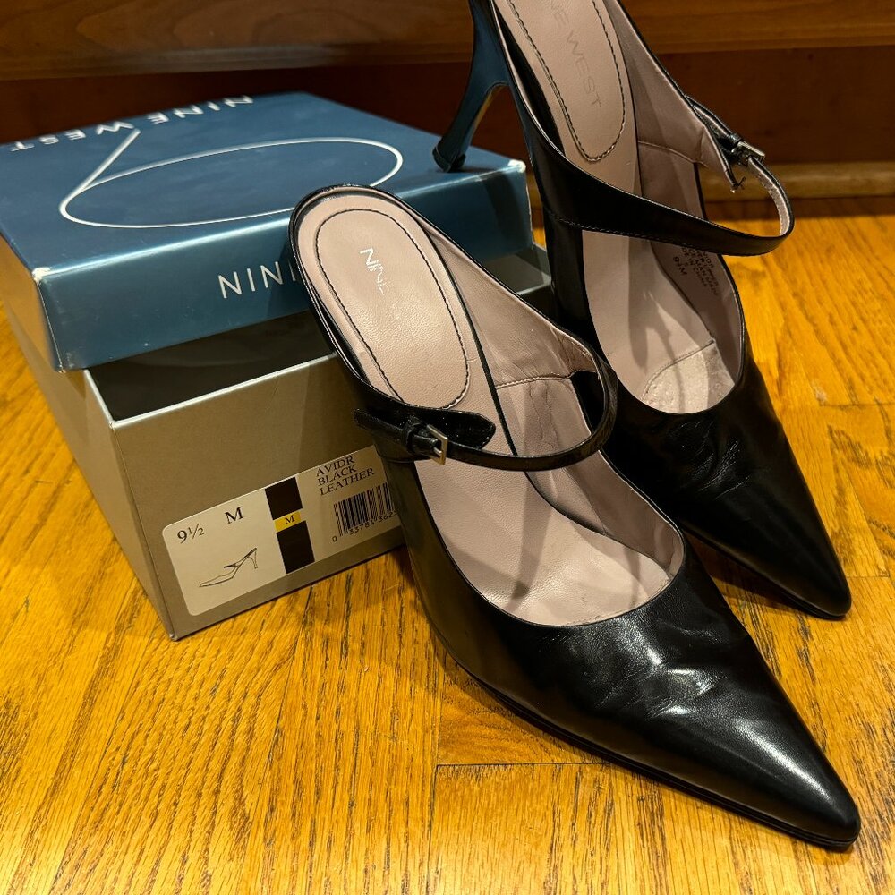 Nine West Avidr Black Leather Mary Jane Pointed-Toe Mules w Front Strap, sz 9.5